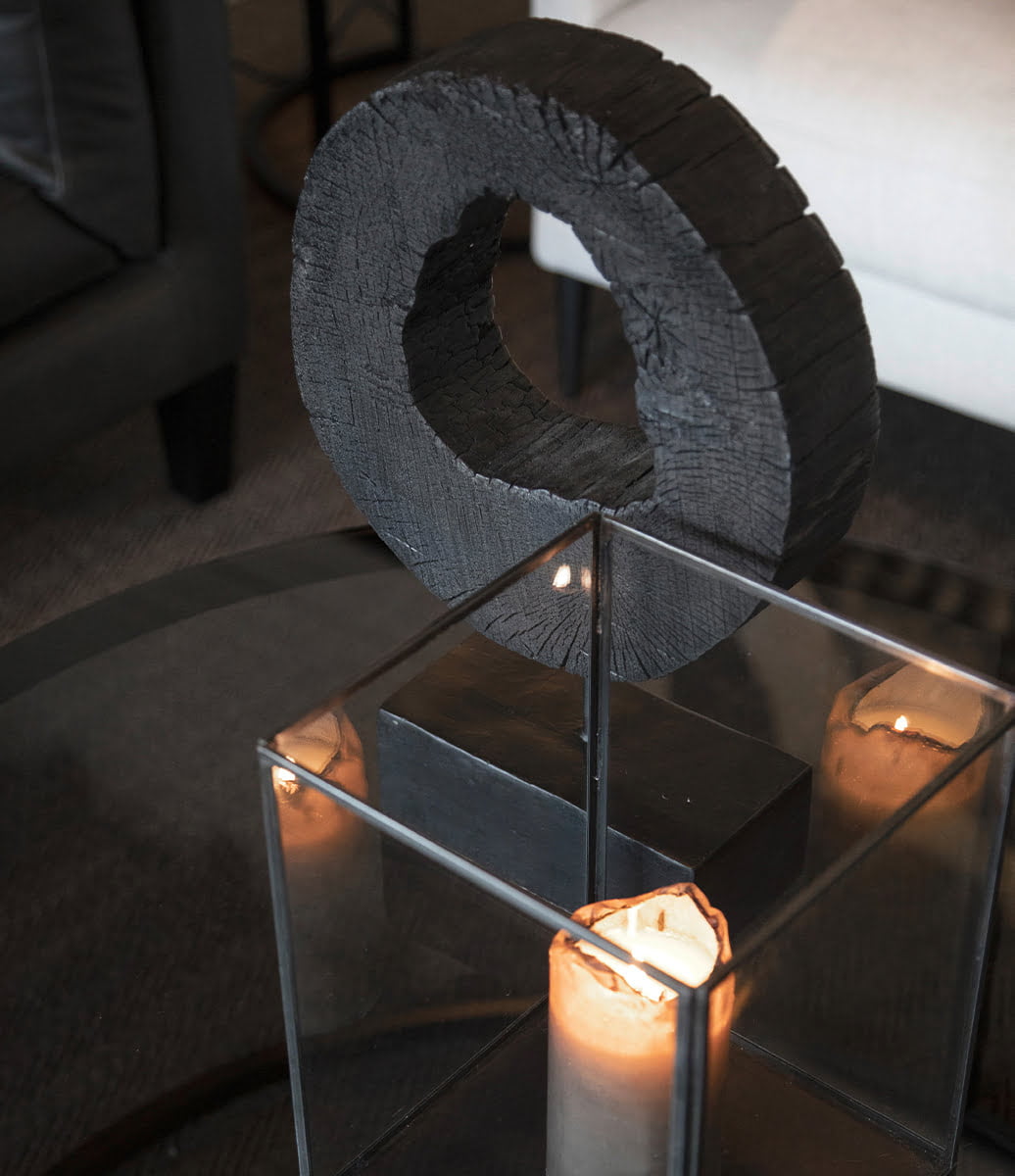 COAL Cirkelformad staty
