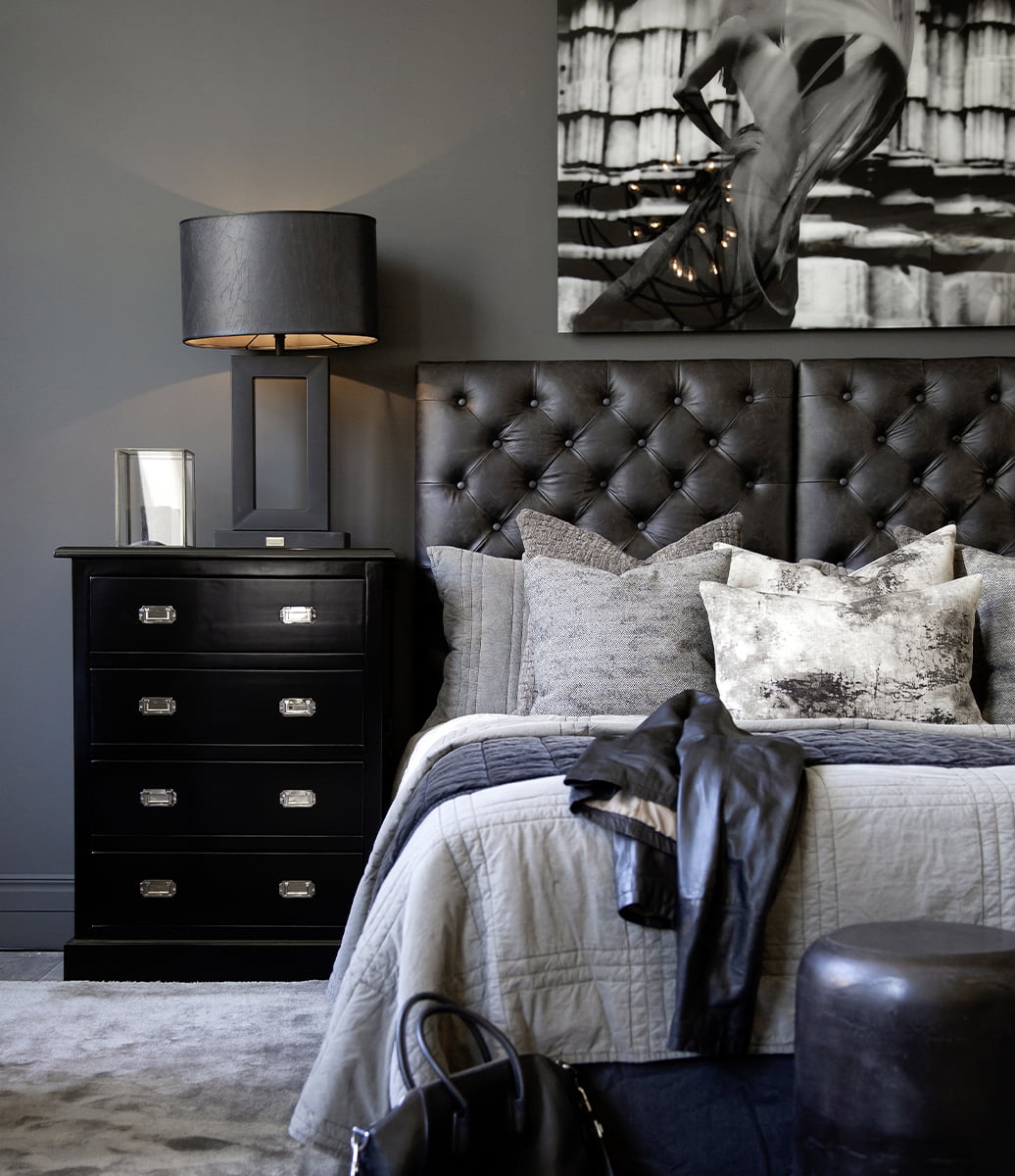 VIENNA sänggavel i läder