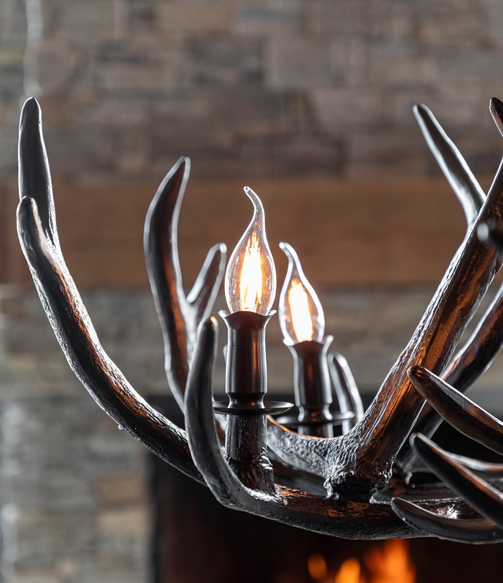 ANTLER CHANDELIER