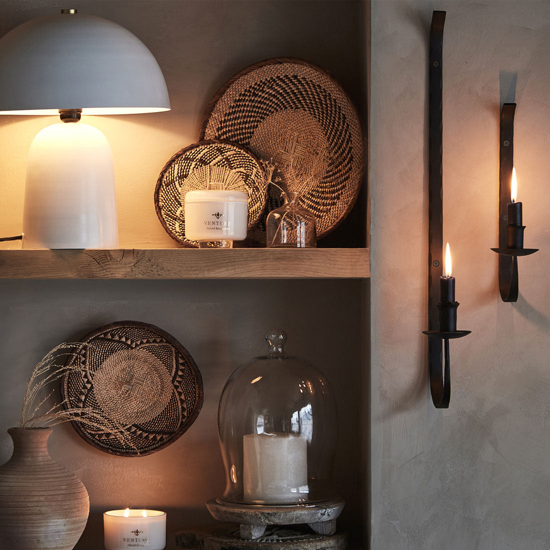 FUNGI Bordslampa M, Vit